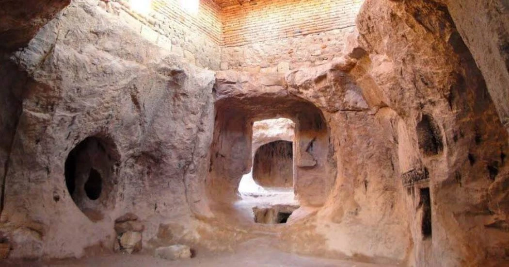 معبد  مهر  مراغه 