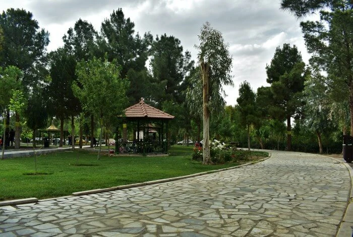 بوستان علوی قم