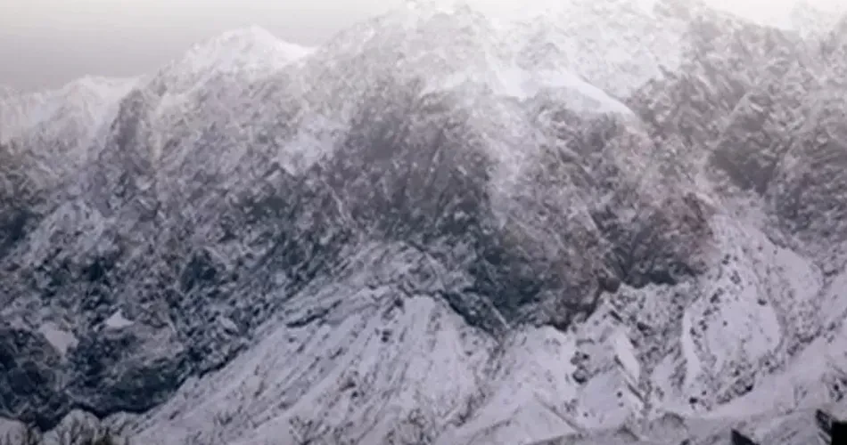 یخچال طبیعی روستای بند قرا کاشمر