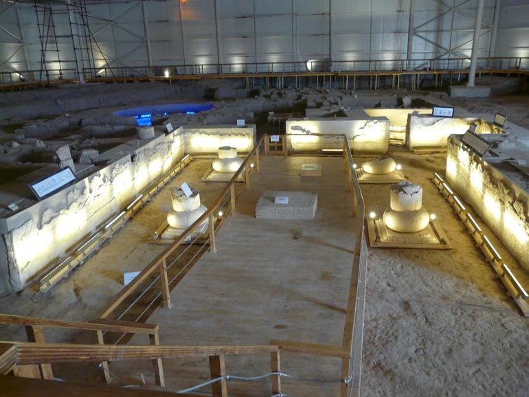 محوطه باستانی بندیان درگز