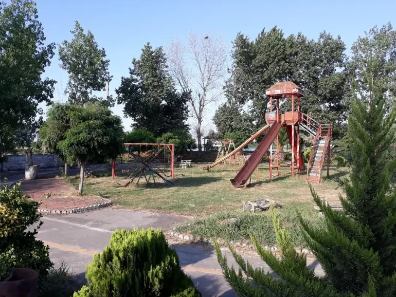 پارک گردشگری پایین لموک