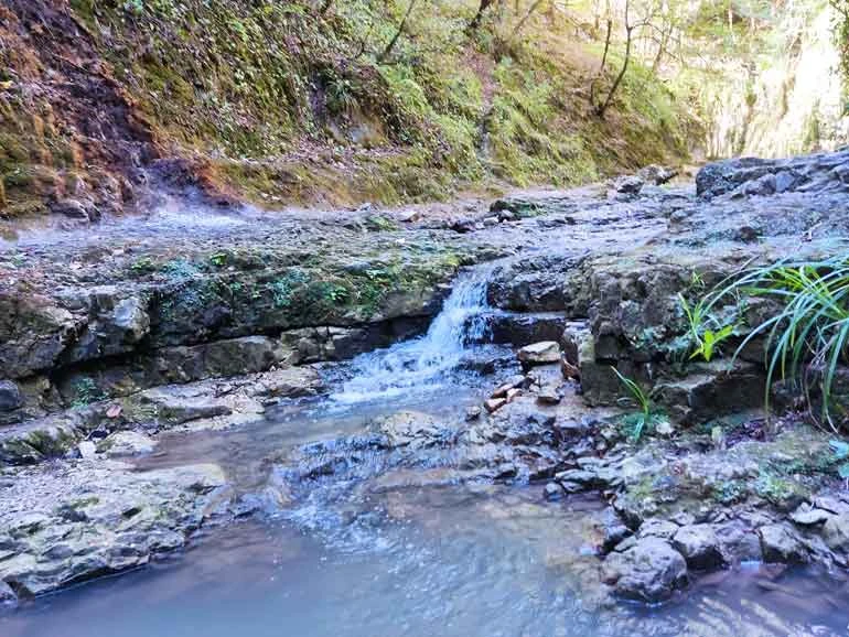  آبشار سنگ نو فراش محله بهشهر