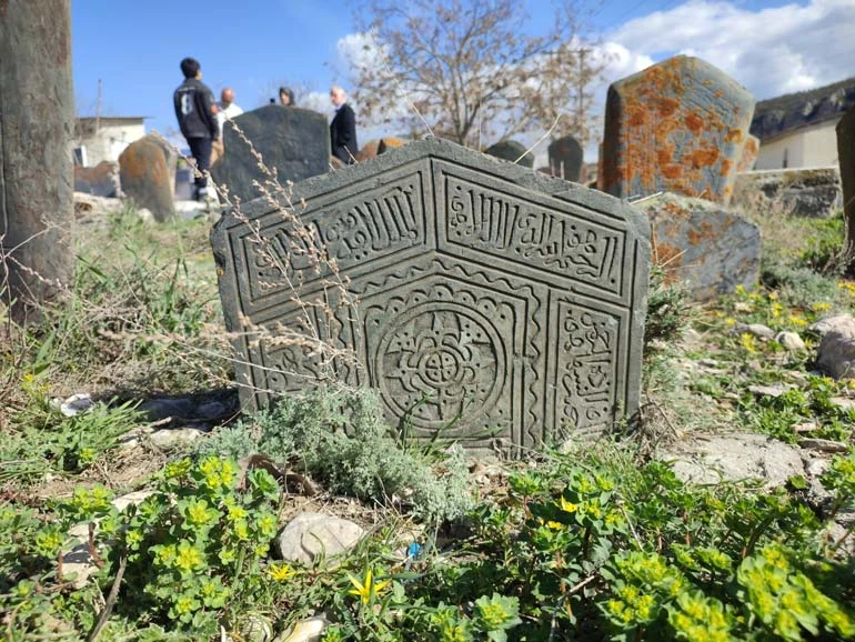  قبرستان سفید چاه بهشهر