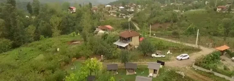 Pueblo Gav Poshteh, Tonekabon