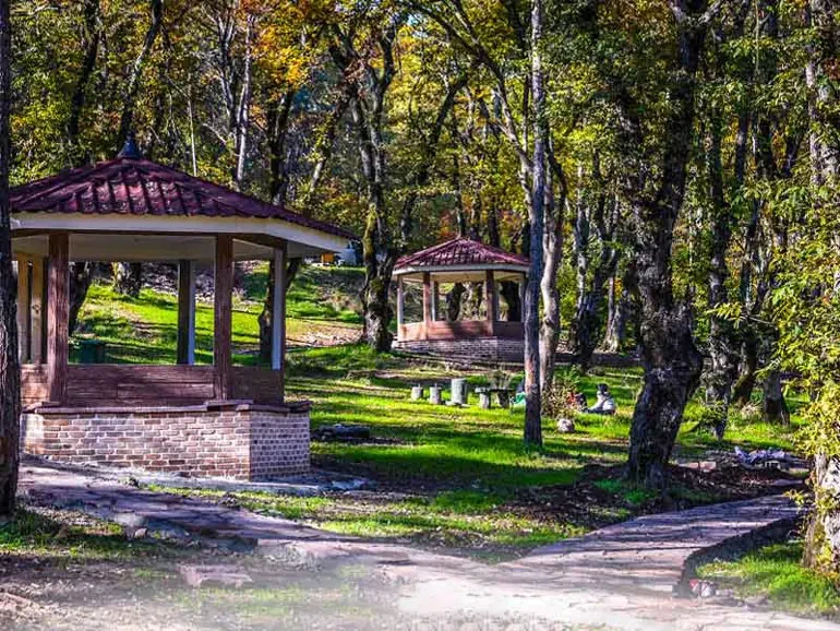 پارک ملی خشکه داران تنکابن