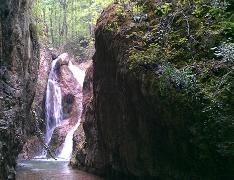 آبشار ونوش نور