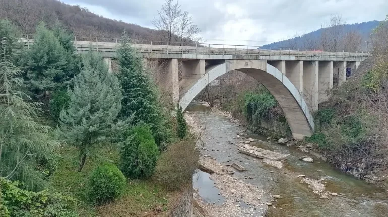 پل راه آهن سرتپه سوادکوه