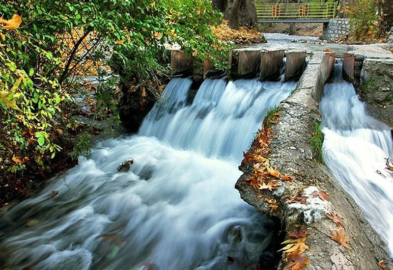 萨拉布·吉安泉和瀑布，纳哈万德，哈马丹