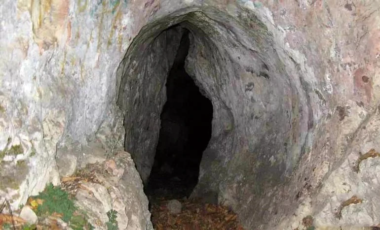 غار کسب جوکار ملایر