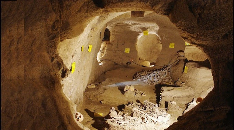 شهر زیر زمینی ملایر