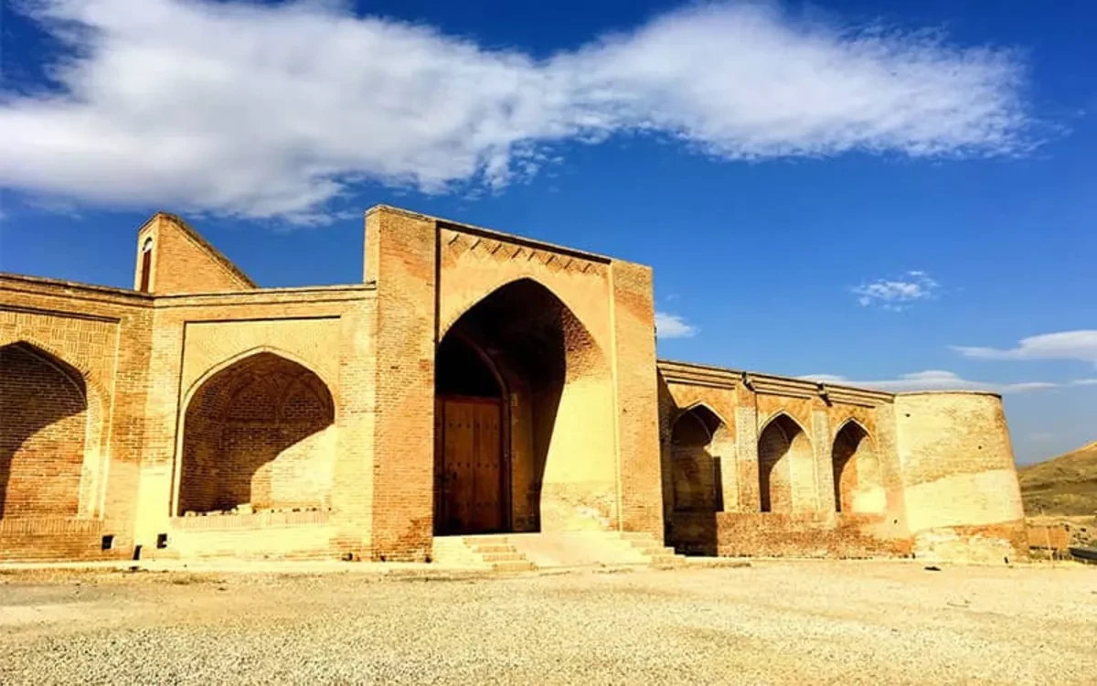 کاروانسرای شاه عباسی تویسرکان