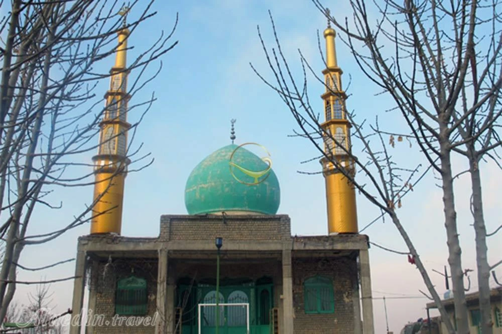 Imamzadeh Younes Famenin