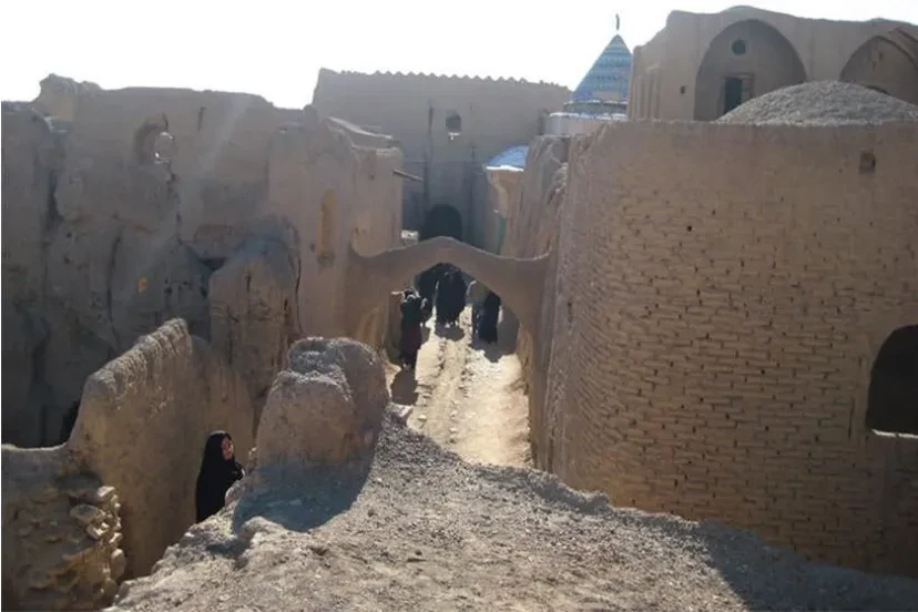 ارگ مورچه خورت شاهین شهر