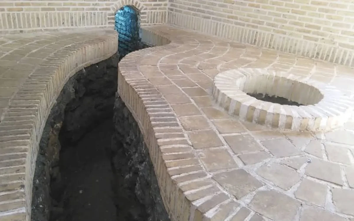 قنات مون اردستان