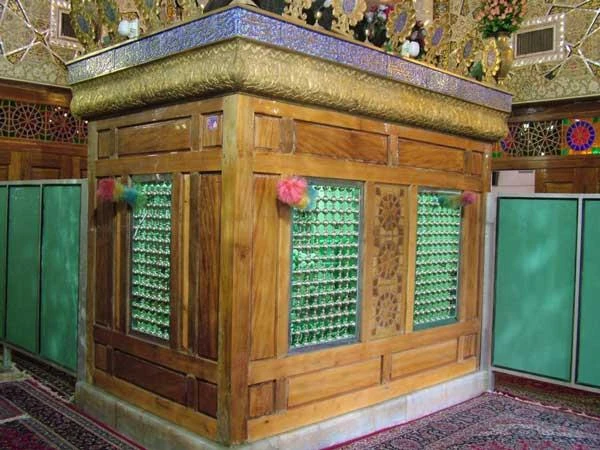 امام زاده ادهم دستگرد برخوار