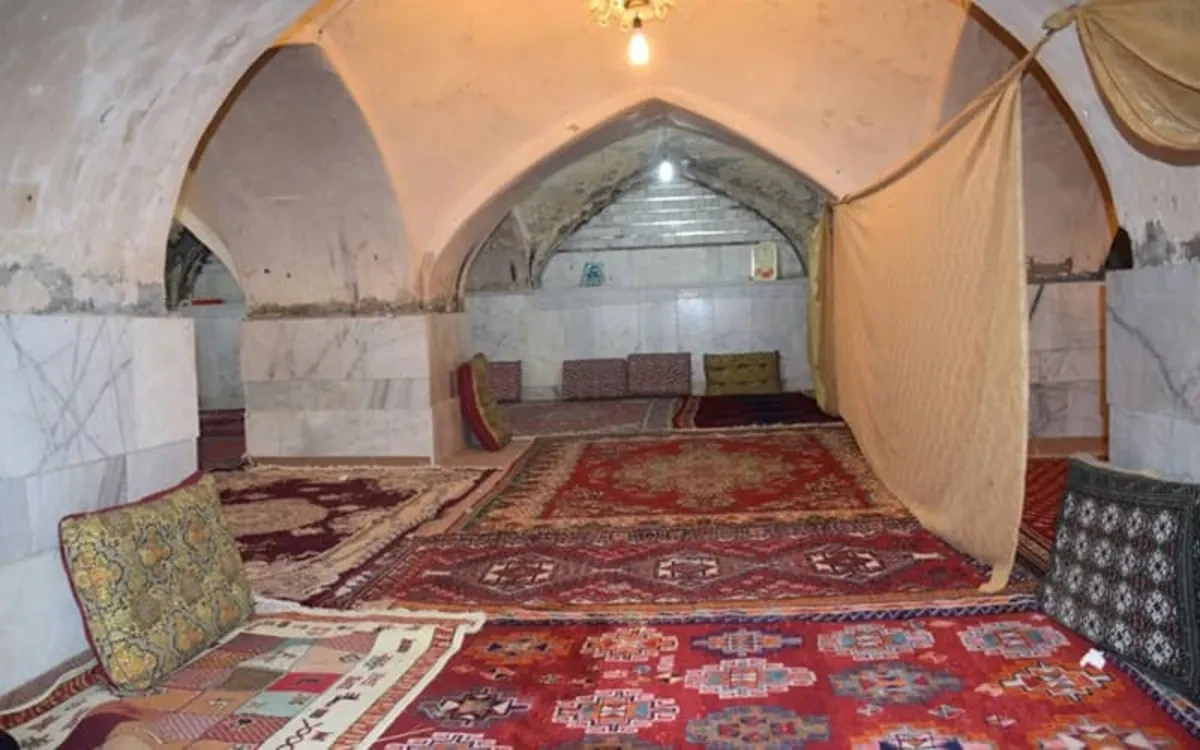 شبستان مسجد جامع سمیرم