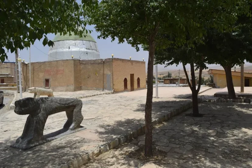 روستای مشهد کاوه چادگان