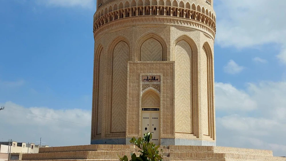 برج تاریخی هرند