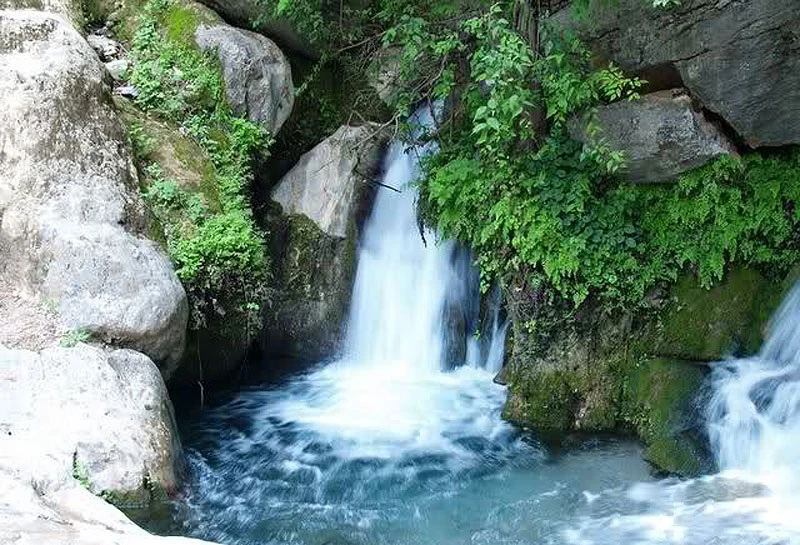 آبشار خامی تل چگاه باشت