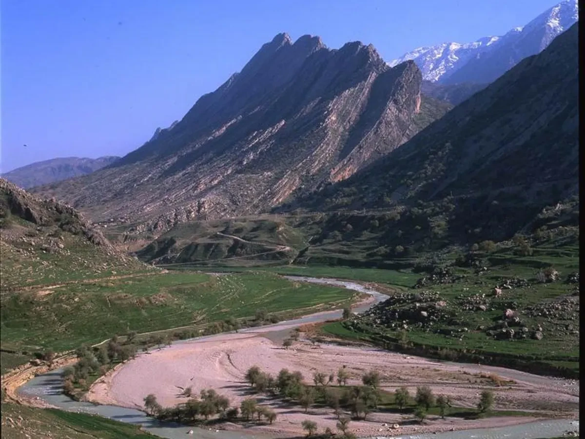 Shah Bahram Basht Tourist Area