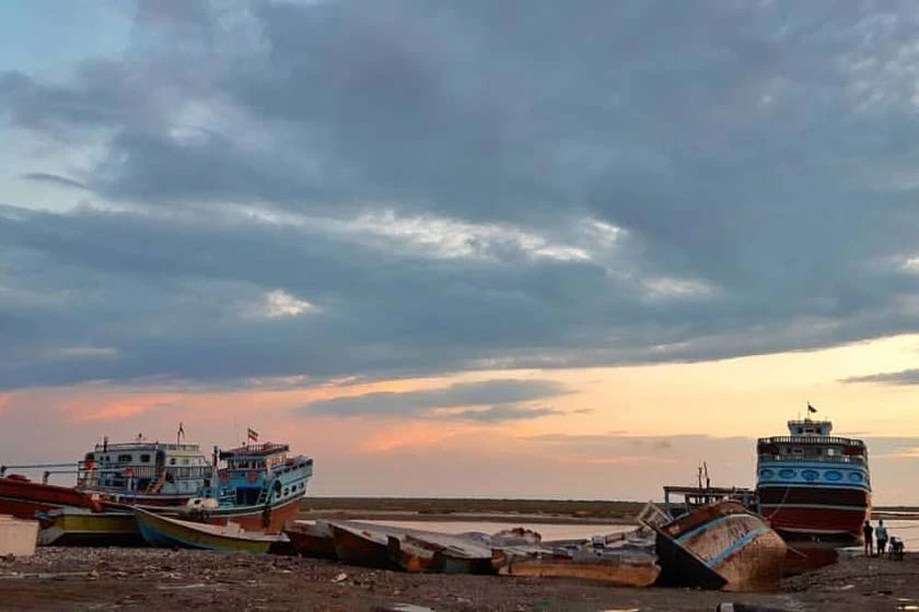 اسکله و بندر تیاب 