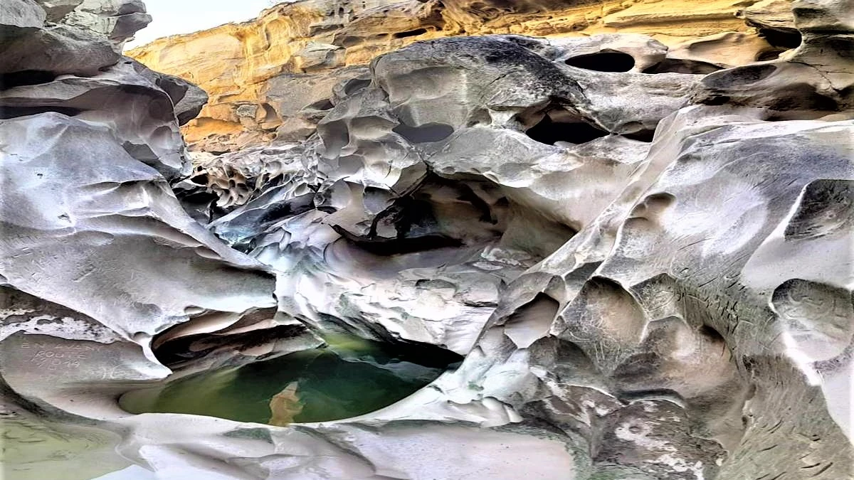 查卡维尔峡谷，古兰，屈臣氏岛