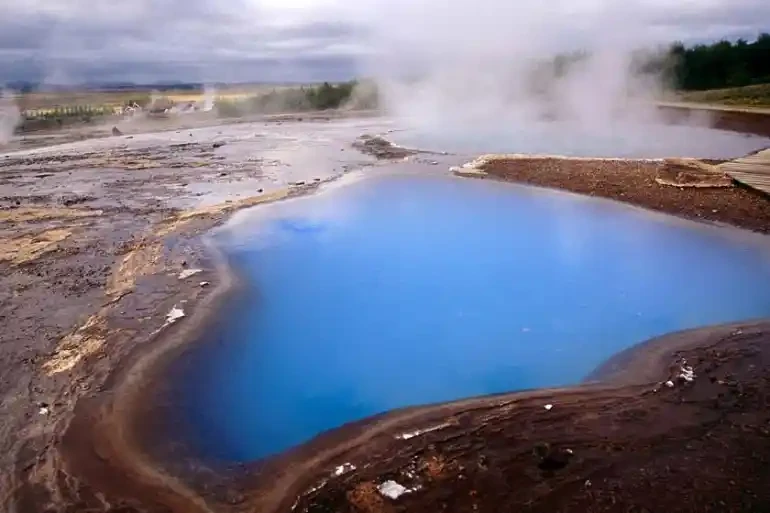 چشمه های آبگرم پوراف بندر جاسک
