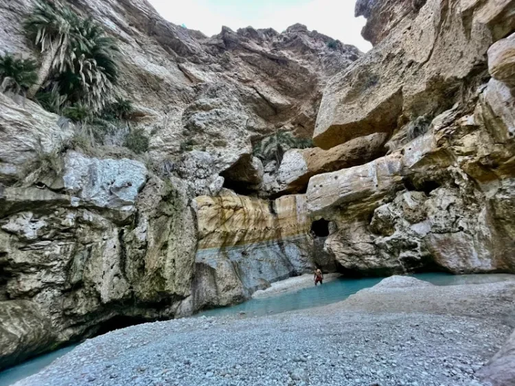 تنگه ماء دبه، چک چک شمالي، پارسيان