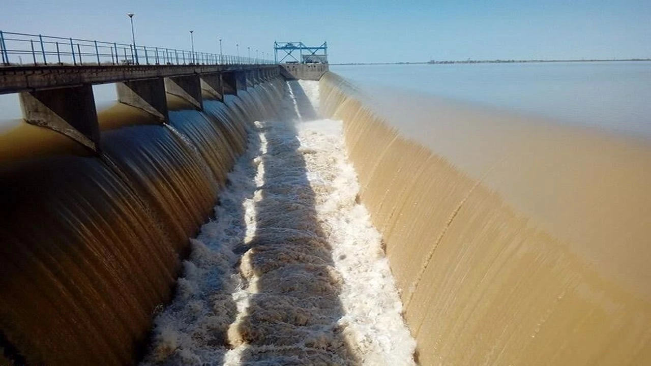 Vashmgir Dam Turkmen Sahra