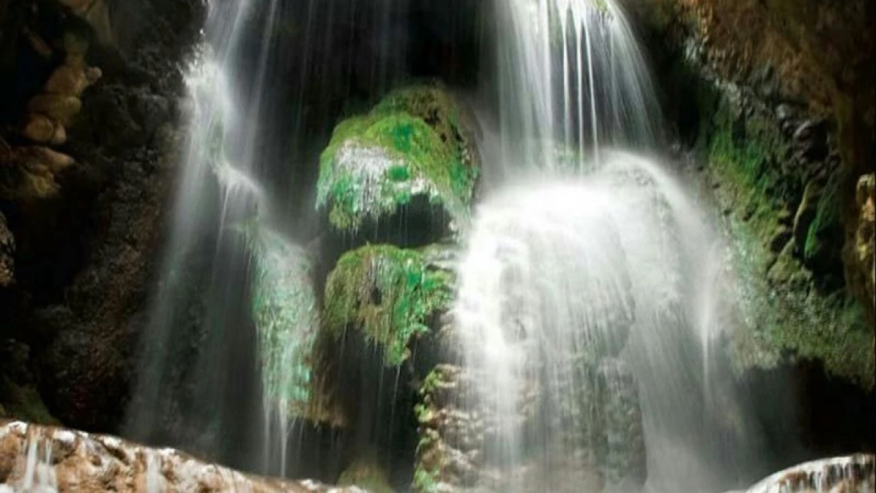 چشمه و آبشار آق سو کلاله