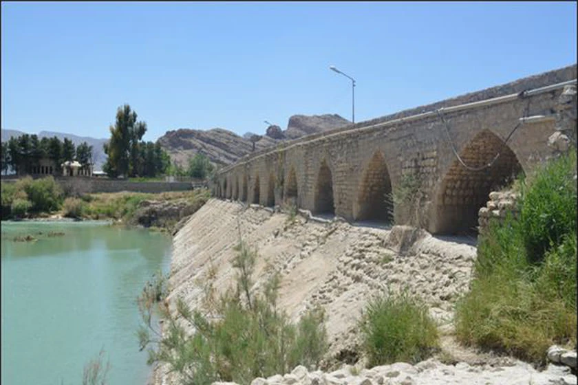 Мост плотина Амир Марвдашт