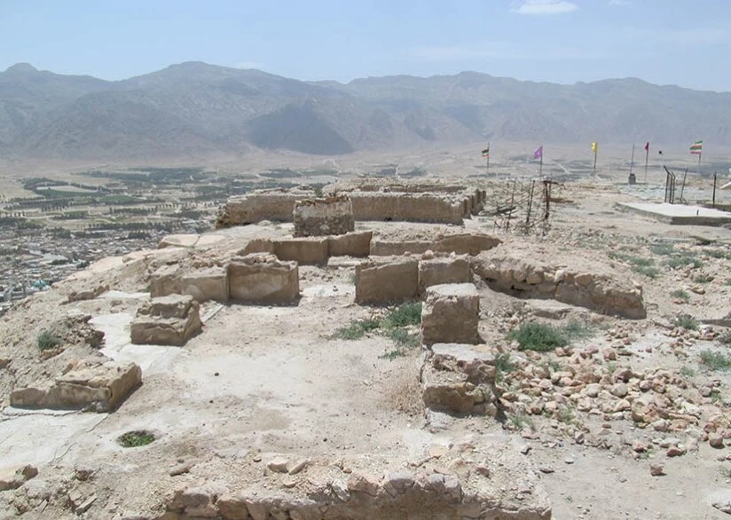 Castillo de Garash o Fortaleza Homayoun de Lar